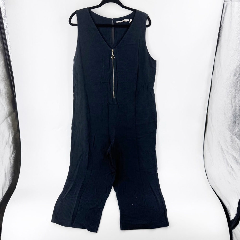 ✅ Soft Surroundings Women's Black Jumpsuit Pockets Gold Hardware Sz Petite LARGE